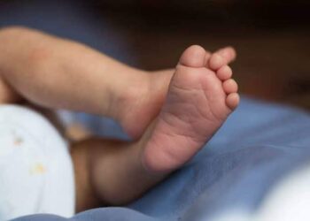 Mulher é presa após bebê de 2 meses m*rrer por desnutrição em Ribas