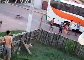 M*rre menina de 11 anos que foi atropelada por ônibus em Corumbá 