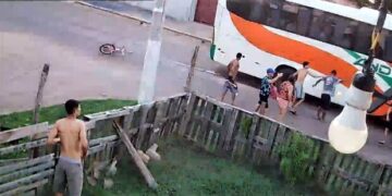 M*rre menina de 11 anos que foi atropelada por ônibus em Corumbá 