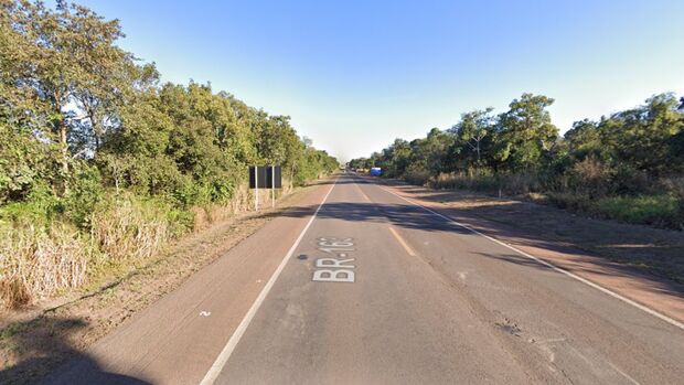 Jovem m*rre ao perder controle do guidão e cair de moto na BR-163 em MS