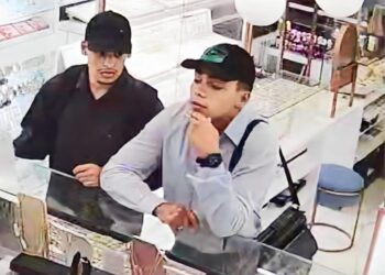 Vídeo: dois bandidos que assaltaram joalheria no Norte Sul são presos no ES