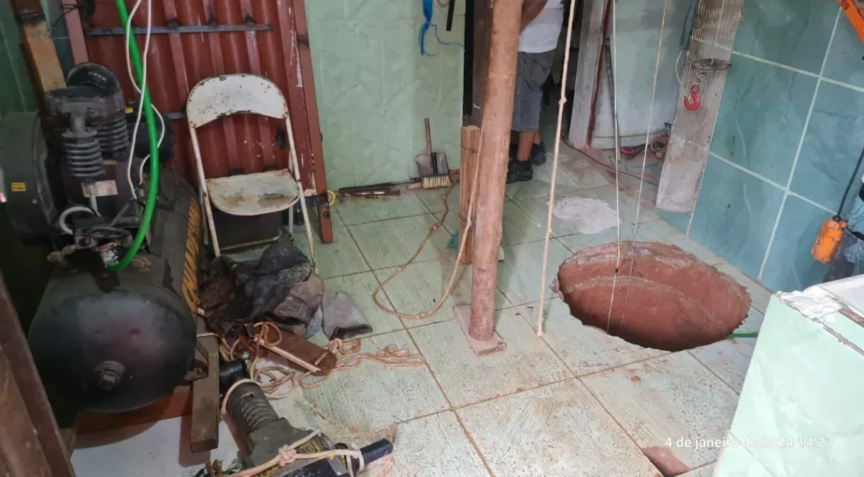 Idoso morre durante escavação para “caça ao tesouro” dentro de casa em Minas