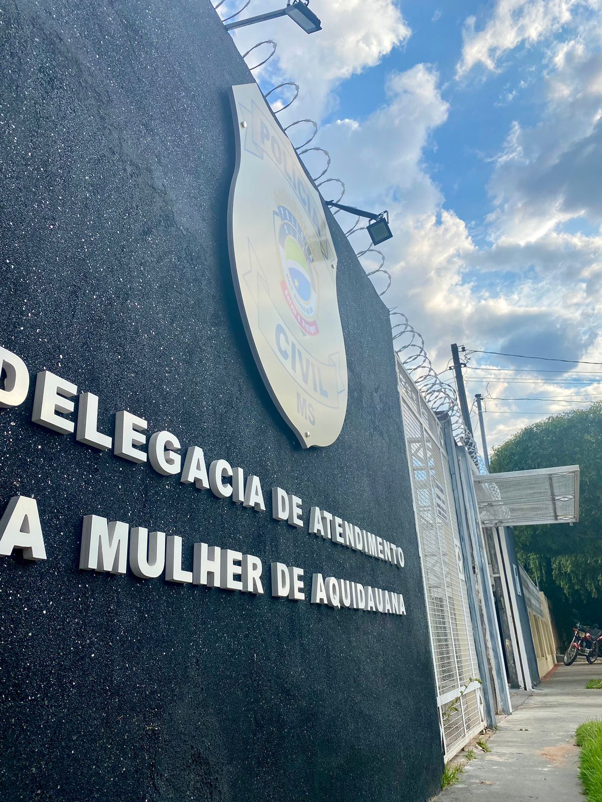 Homem é preso por est*pr4r a filha de 7 anos