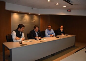 Reunião discute preparativos para a missão empresarial Fiems Índia