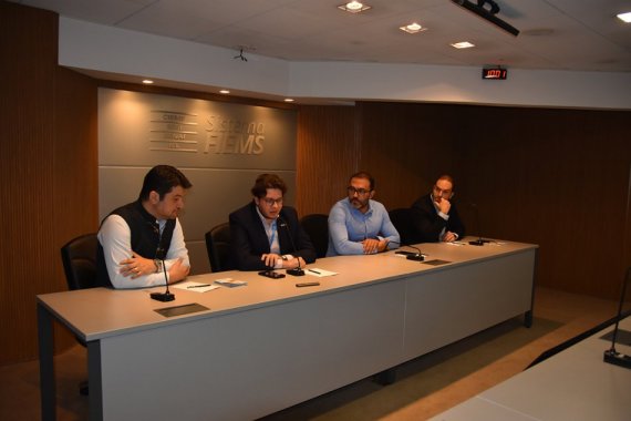 Reunião discute preparativos para a missão empresarial Fiems Índia