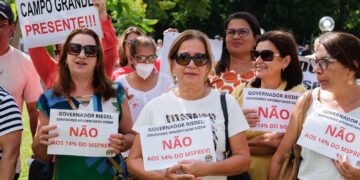 ALEMS recebe aposentados e avalia com Governo pauta sobre Previdência