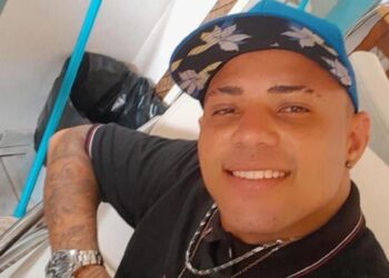 Vídeo: homem é m*rto a f4c4d4s após dançar com mulher em bar no Los Angeles 