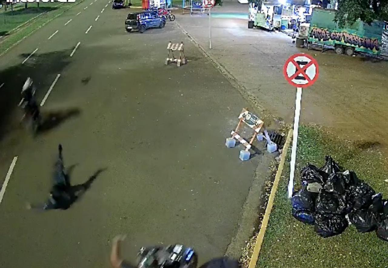 Vídeo: PM é atropelado na Afonso Pena em ação para conter tumulto em evento promovido por “influenciador” 