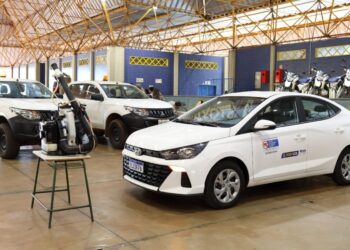 Prefeitura entrega veículos e dá início a mutirão de combate à dengue na região do Aero Rancho