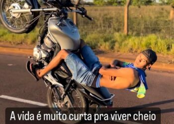 Vídeo: ‘Tio Canela’ que atropelou PM e m*rreu após confronto era o “rei do grau” e se arriscava em manobras 