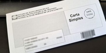 Último mês para regularizar terceira licenciamento em atraso
