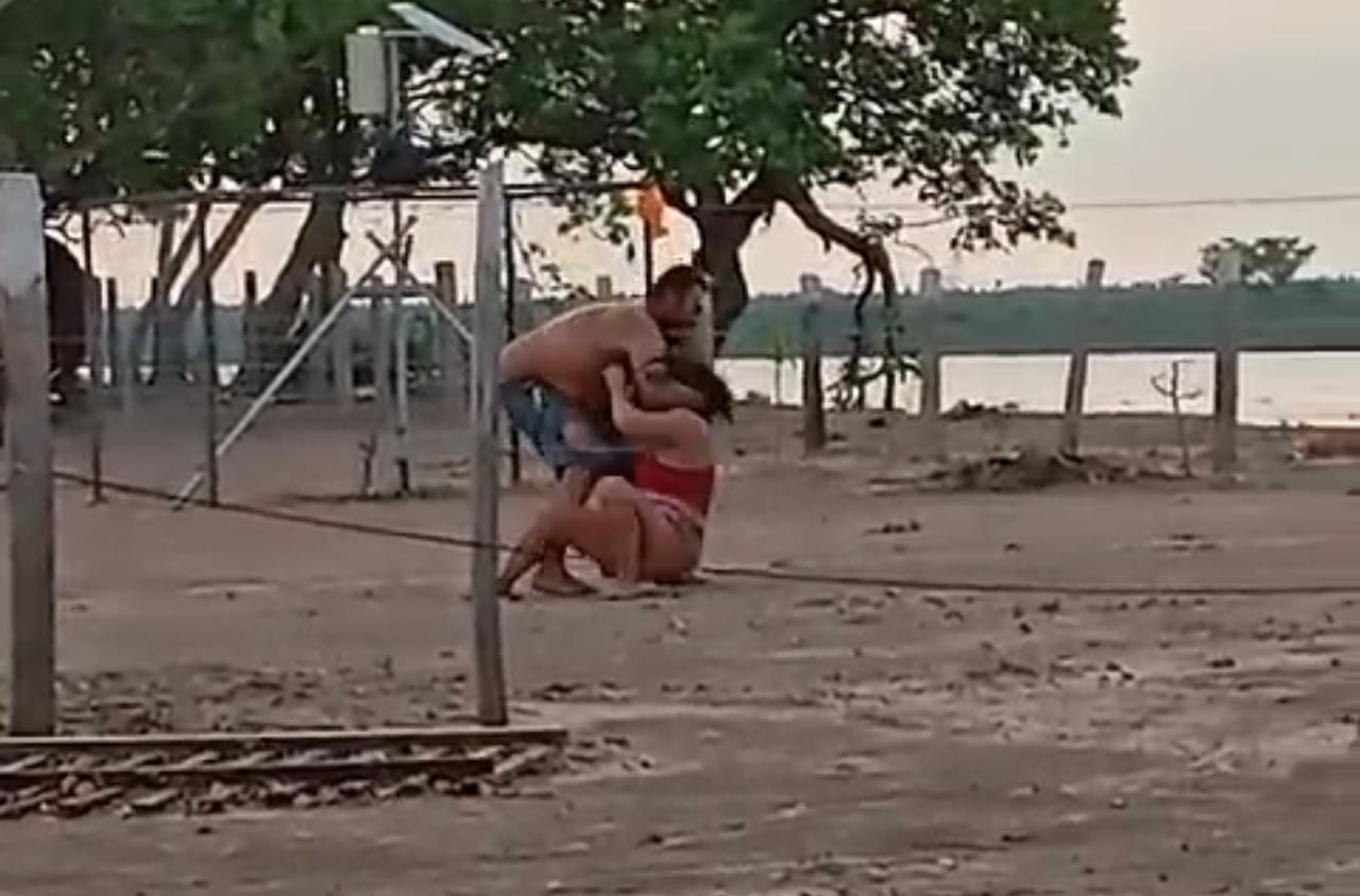 Vídeo: homem m*rre em confronto após esp4ncar mulher em Corumbá