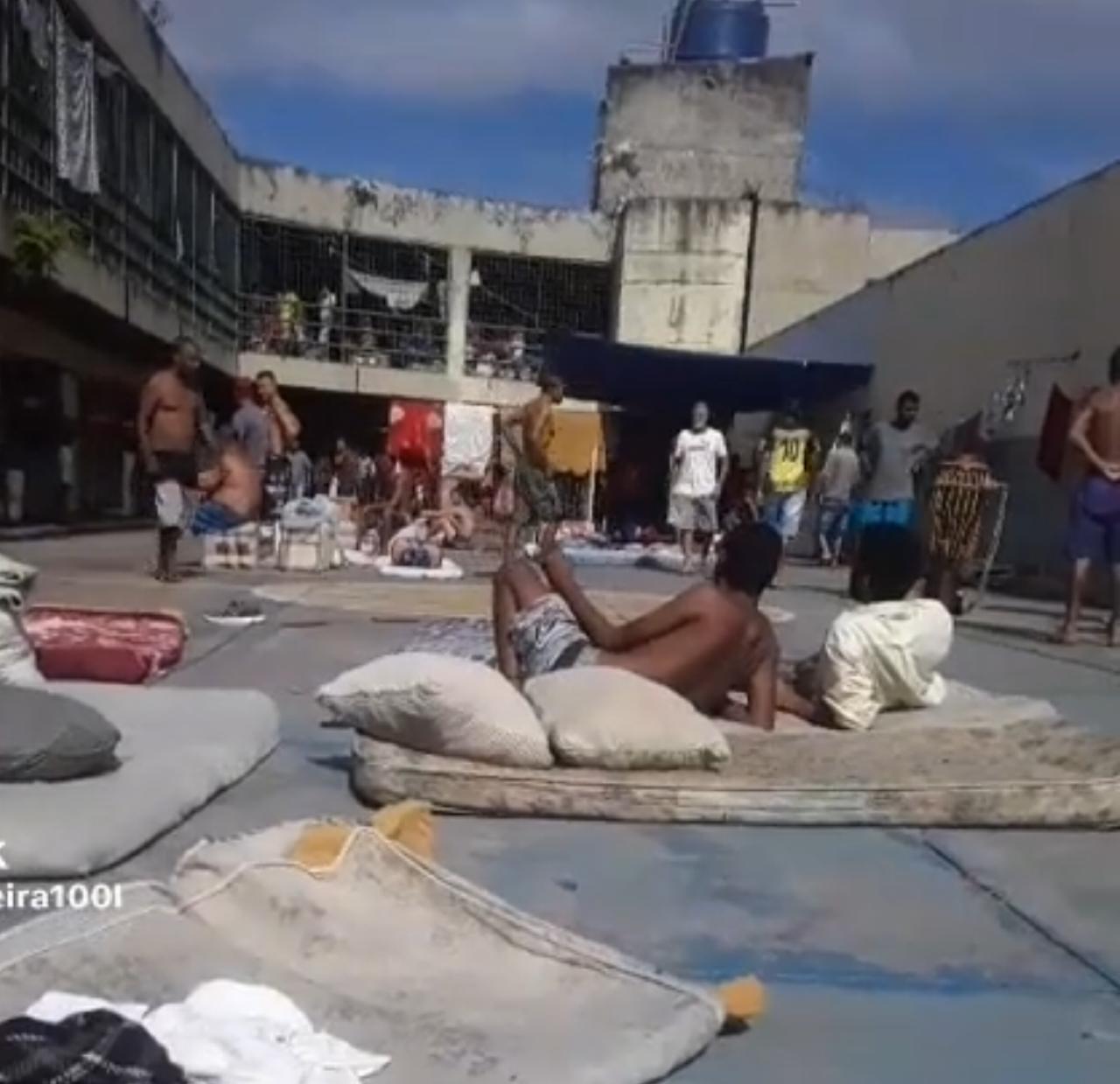 Big Brother Máxima: preso mostra rotina da cadeia e vira “influencer” no Tik Tok; veja vídeos 