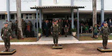 Oficial do Exército desmaia ao ser alvo de operação da Polícia Federal