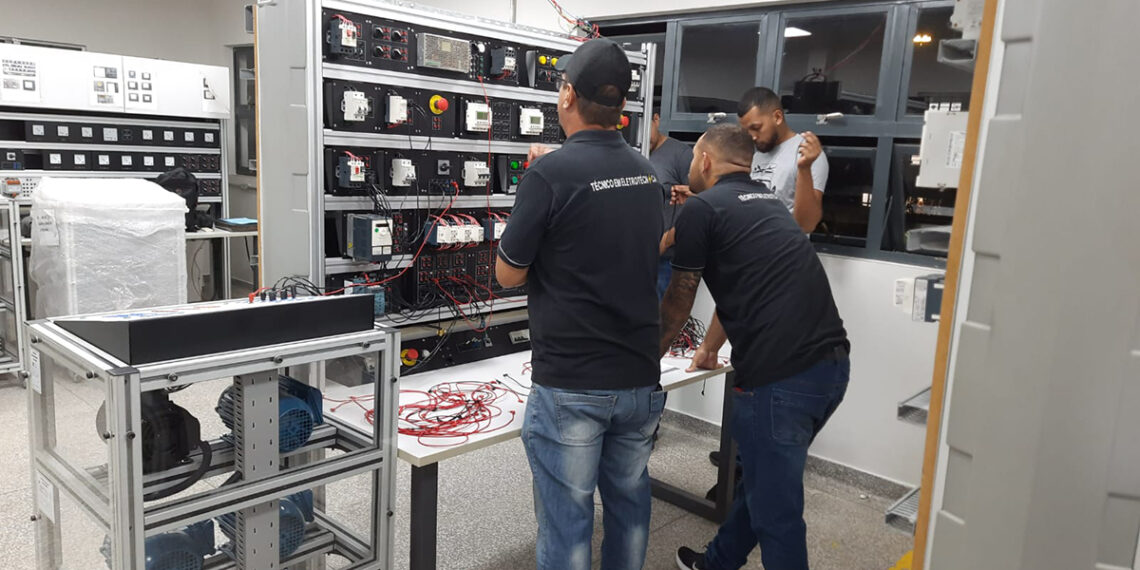 Matrículas abertas: confira os cursos técnicos mais procurados no Senai