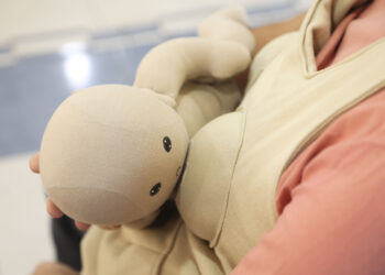 Cassems realiza o programa “Casal Grávido” para preparar futuros pais