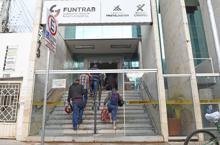 Mato Grosso do Sul: mais de 3,9 mil vagas de emprego disponíveis na Funtrab neste começo de semana