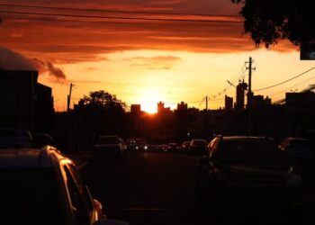 Calor com força e chuvas rápidas marcam fim de semana em MS