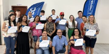 Agetec capacita mais uma turma do curso de manutenção de computadores na Incubadora Mário Covas