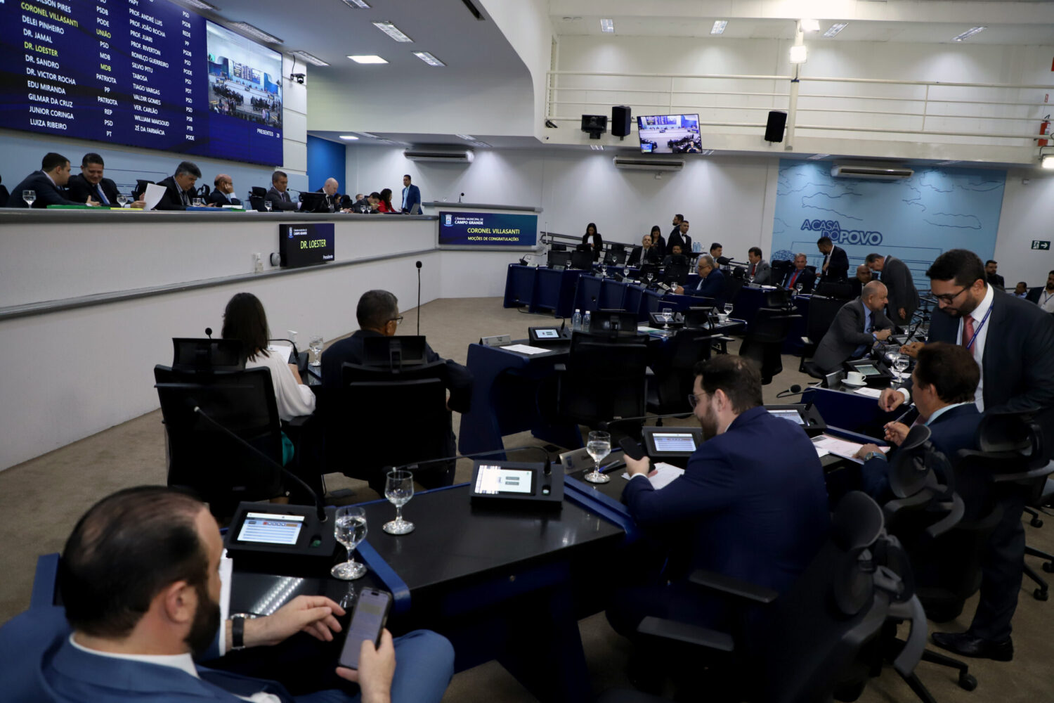 Vereadores votam cinco Vetos e quatro Projetos na sessão ordinária desta quinta-feira