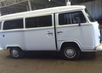 Leilão do Detran de Mato Grosso do Sul tem motocicleta e até Kombi com lance inicial de R$ 3 mil