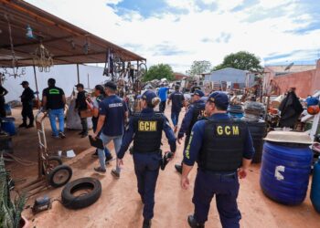 Operação Ferro-Velho: Ação conjunta fiscaliza estabelecimentos na região do Anhanduizinho