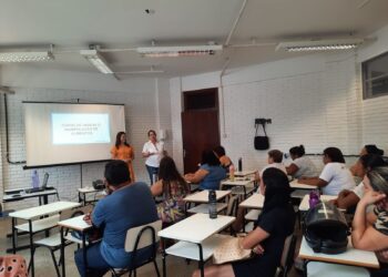 Curso de Higiene e Manipulação de Alimentos aprimora conhecimento de profissionais das unidades da SAS