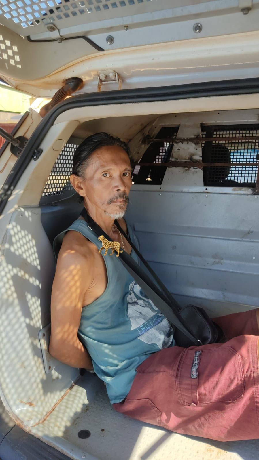 Homem é preso após m*tar mulher e avisar irmã sobre crime; ele passou dois dias com o corpo 