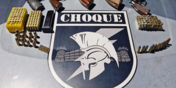 Dois são presos por porte ilegal de arma de fogo na Capital