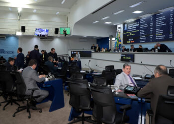 Vereadores aprovam quatro projetos na sessão desta quinta-feira