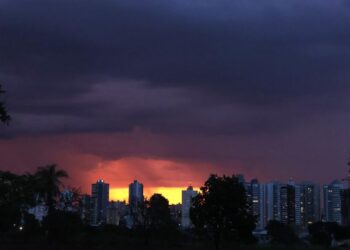 Sábado será de calor e máxima de 38° em MS