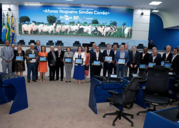 Embrapa comemora 50 anos de criação com solenidade na Câmara de Vereadores