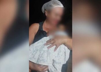 Vídeo: bebê é esquecida em carro de aplicativo e desfecho assusta; motorista quase apanhou 