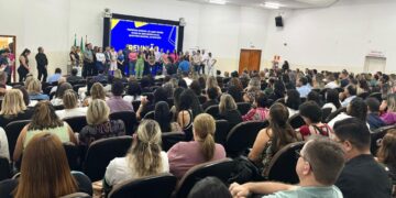 Para evitar evasão escolar REME promove reunião com 206 diretores de escolas da Capital 