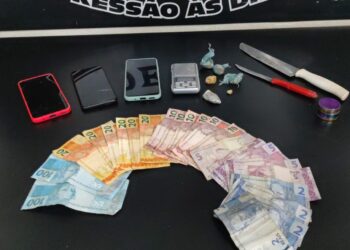 Ponto de comercialização de drogas é fechado pela Polícia Civil no bairro São Conrado