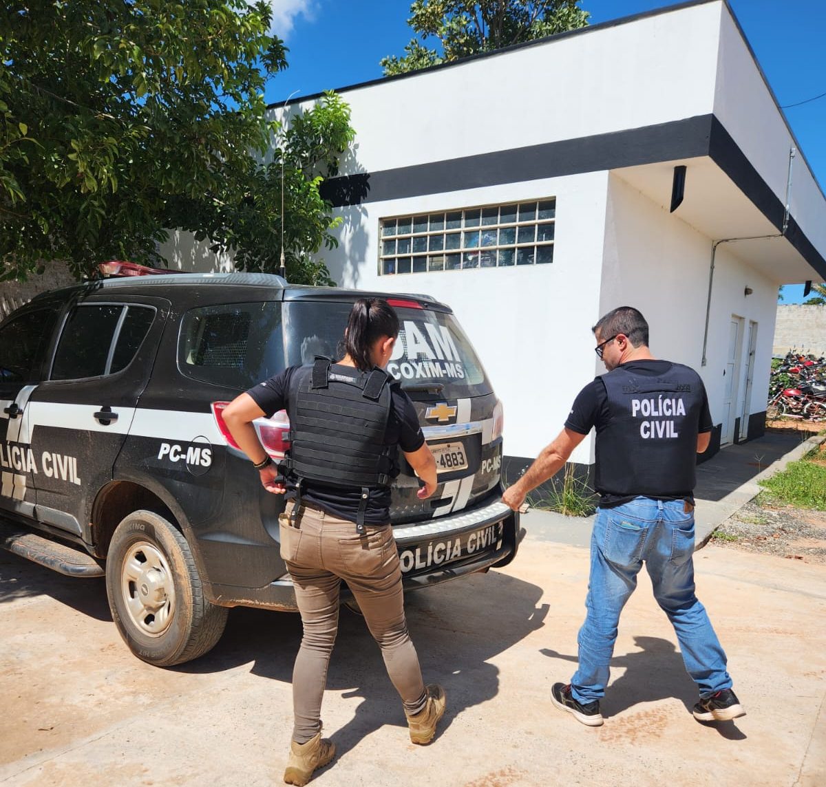 Dois homens são presos em Coxim acusados de estuprar criança de 11 anos 