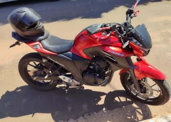 Homem é preso por direção perigosa e motos são apreendidas