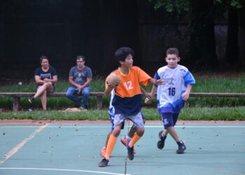 Festival de mini-hendebol da REME conta com 18 escolas participantes