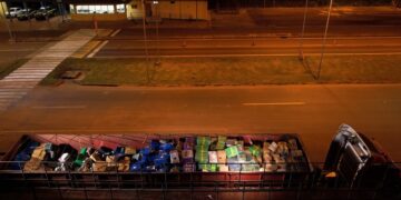 Mais de 26 toneladas de maconha, armas e munições são presas em Iguatemi