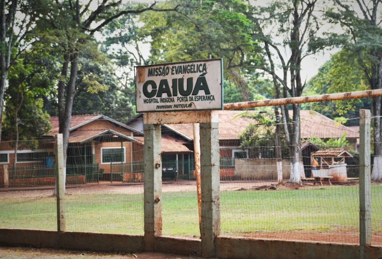 Mulher é esfaqueada na cabeça em Dourados