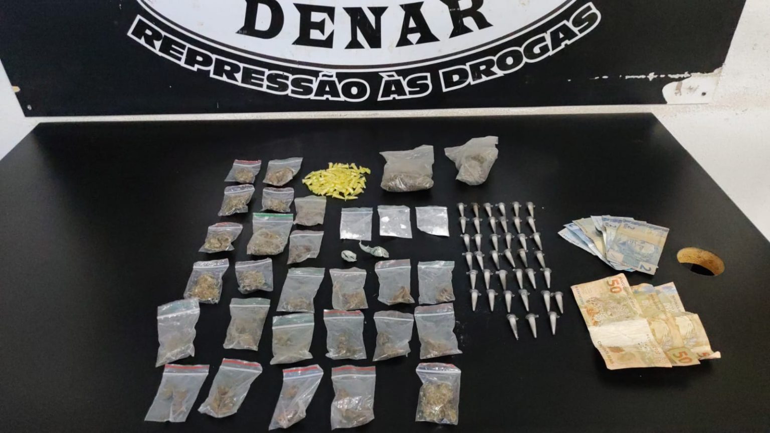 Após denúncias Polícia Civil fecha ponto de venda de drogas no Caiobá