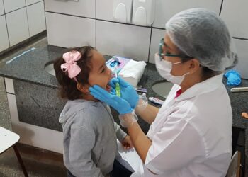 Campo Grande adere a movimento nacional e leva atendimentos odontológicos a alunos de escolas públicas