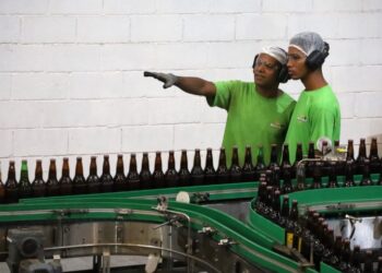 Novas indústrias e vagas abertas em MS transformam ‘chão de fábrica’ em cenário para milhares de oportunidades