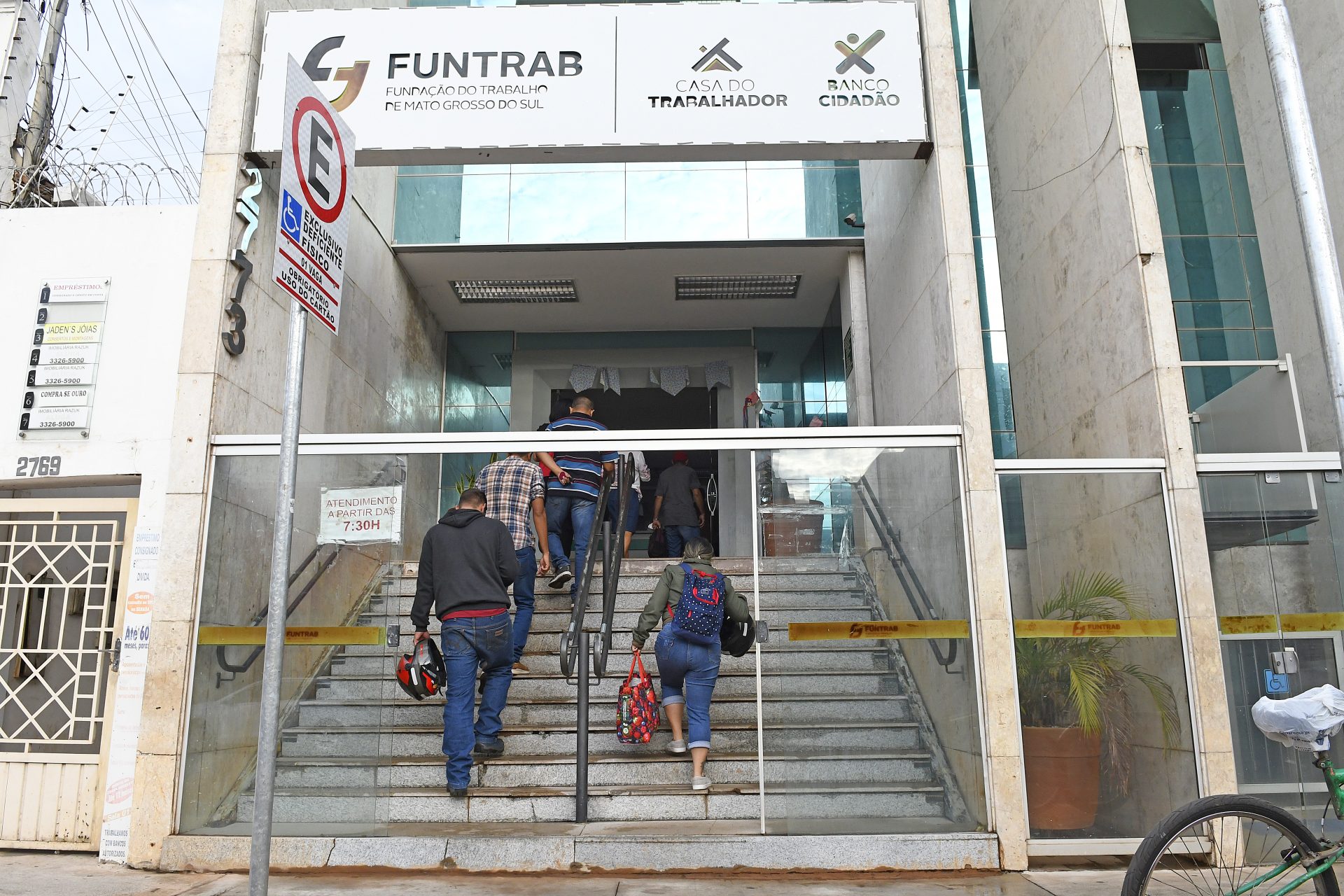 Confira o que abre e fecha no feriado de Corpus Christi