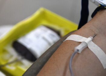 Campanha ‘Sangue LGBTQIA+ Salva Vidas’ estende horário do Hemosul até 17h