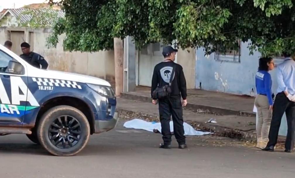 Homem m0rr3 com facada no peito na Vila Progresso 