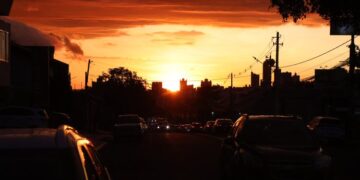 Sábado será de sol com chuvas pontuais em MS