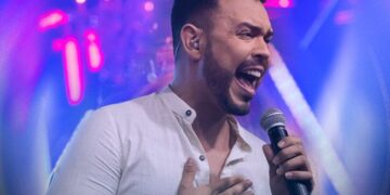  “Ex que se preze” é o novo single de Max Henrique 