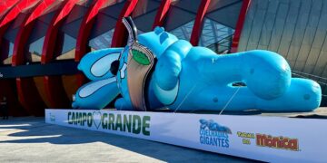 Sansão gigante da Turma da Mônica “visita” Bioparque Pantanal