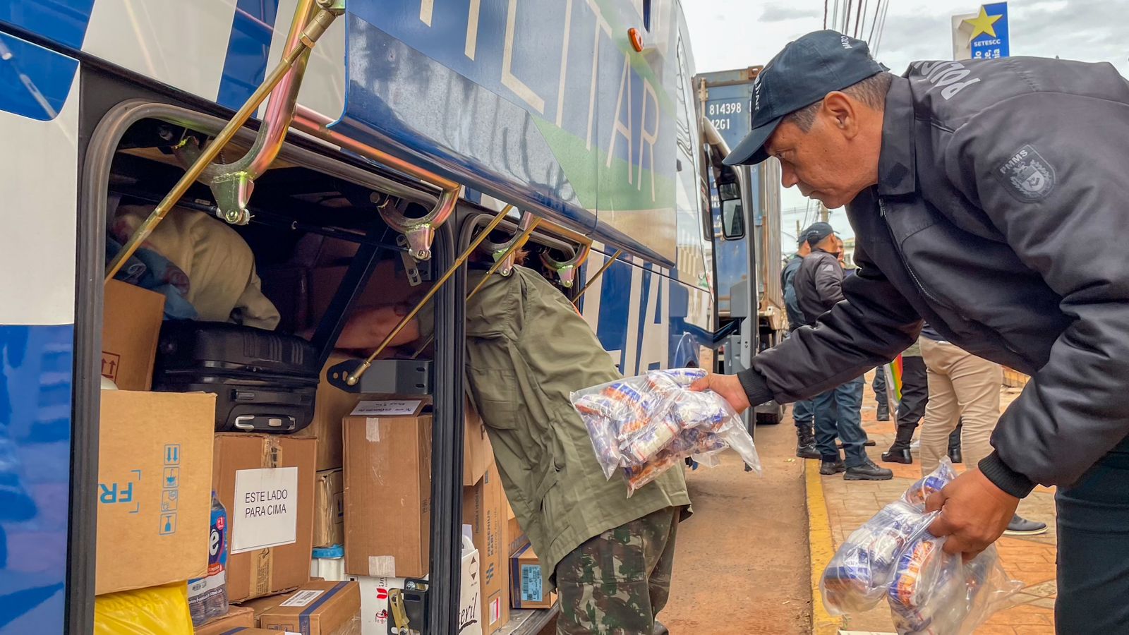 Solidariedade:  MS envia insumos e equipe especializada para auxiliar no resgate de animais no RS